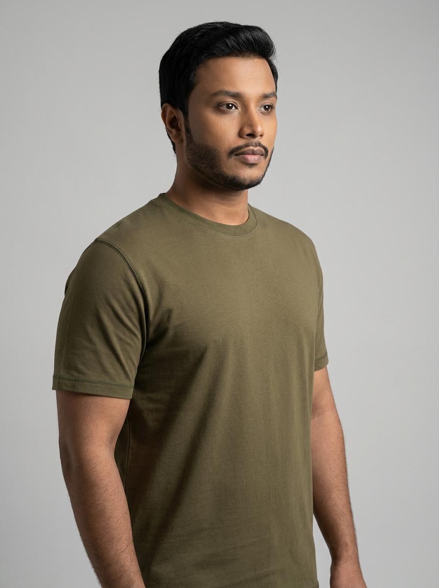Muscle Fit Essential T-Shirt Herbal Green